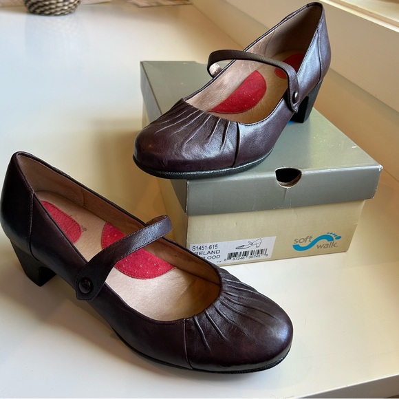 SoftWalk Oxblood Brown Pleated Mary Jane Shoes - Picture 4 of 4